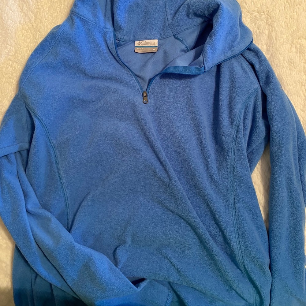 Women’s Columbia sweater